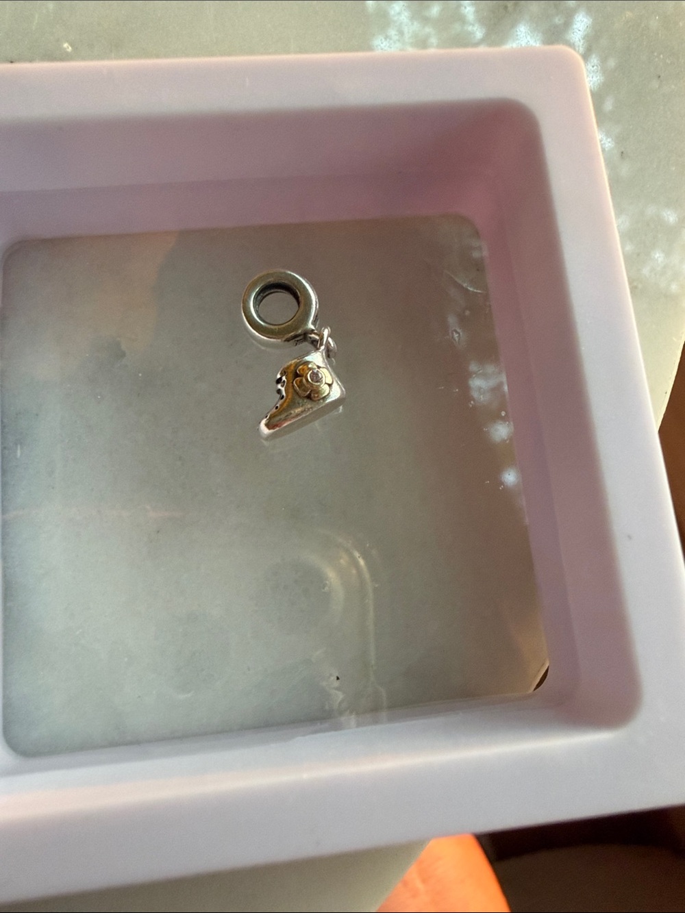 Pandora Baby Shoe Charm SS/14KYG